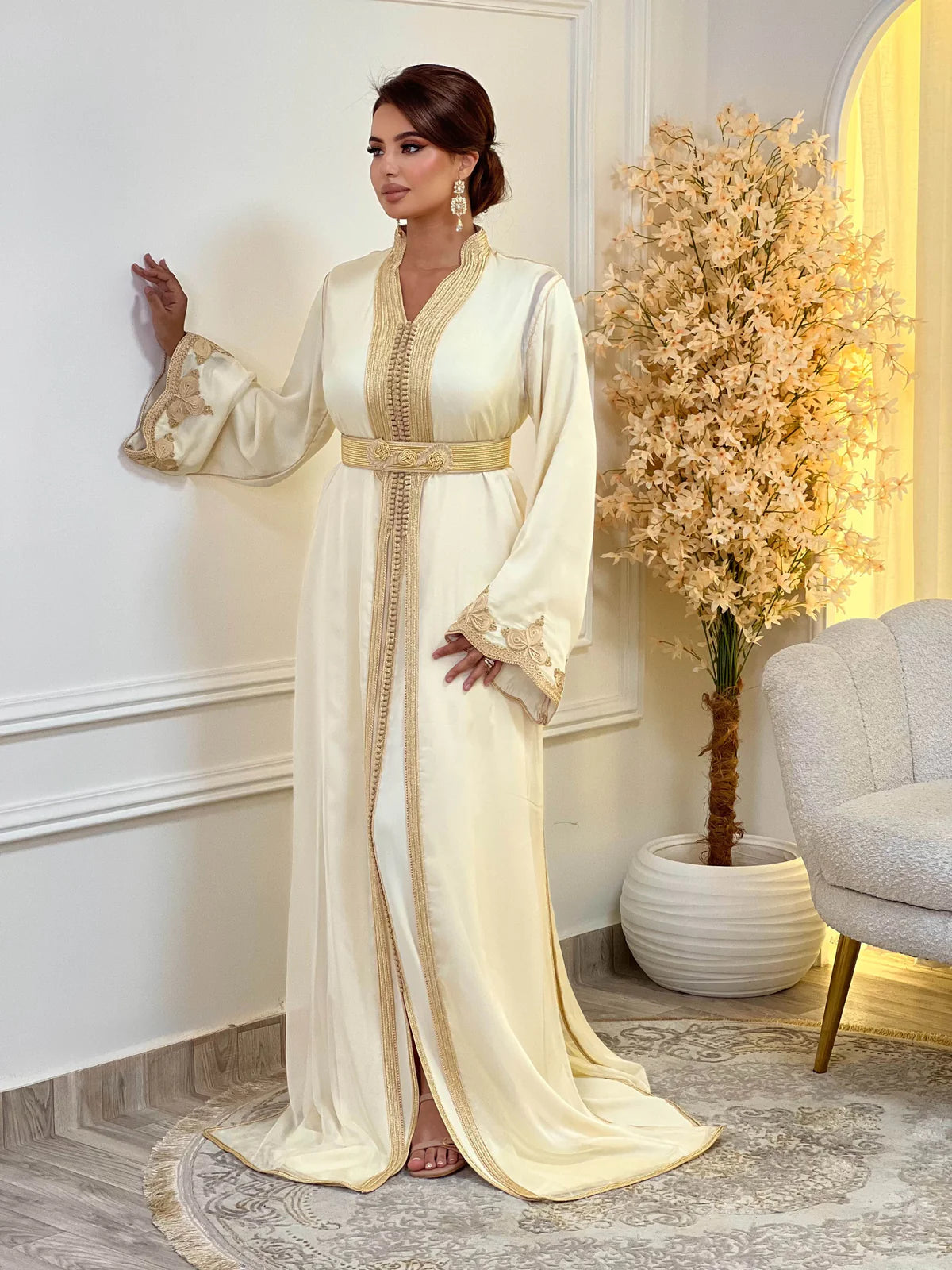 Samira Beige Takchita – Two-Piece Moroccan Ceremonial Dress