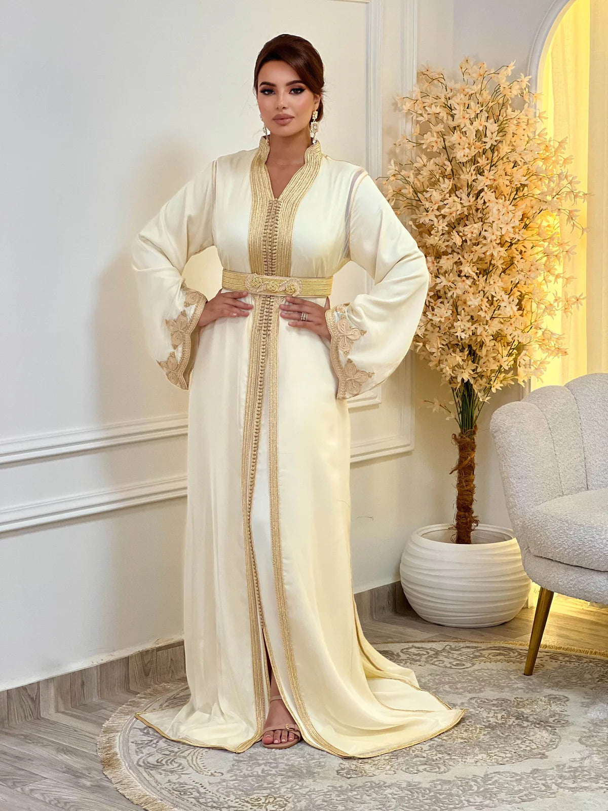Samira Beige Takchita – Two-Piece Moroccan Ceremonial Dress