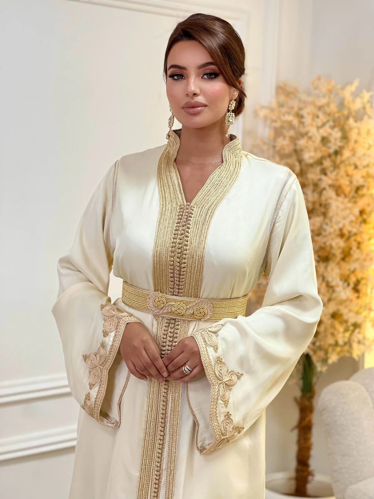 Samira Beige Takchita – Two-Piece Moroccan Ceremonial Dress